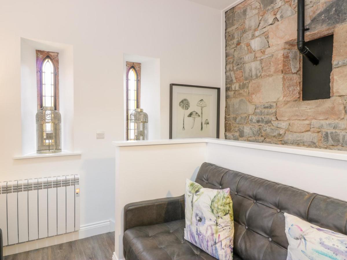 Penthouse St Mary'S Church Moffat Exterior photo
